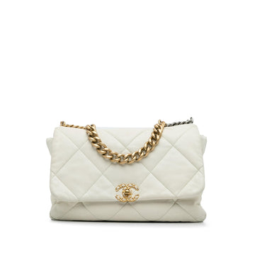 Pearl Street Bags Chanel Maxi Lambskin 19 Flap (SHG-On907h)