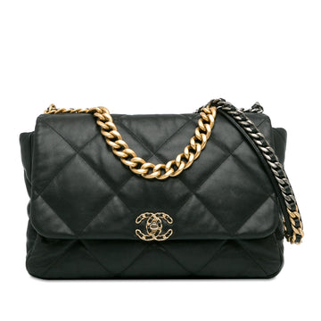 Pearl Street Bags Chanel Maxi Lambskin 19 Flap (SHG-xugRcp)