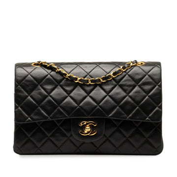 Chanel Medium Classic Lambskin Double Flap (SHG-9pZcmQ)
