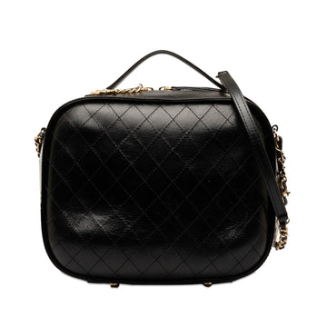Pearl Street Bags Chanel Medium Crumpled Calfskin Vanity Case (SHG-tJJn02)