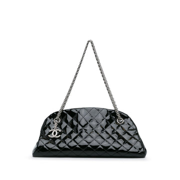 Chanel Medium Patent Just Mademoiselle Shoulder Bag (SHG-IKOedq)