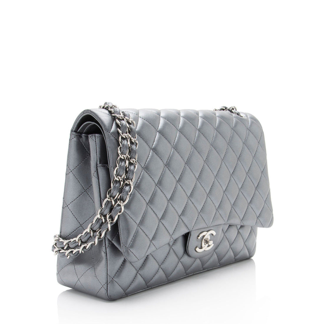 Chanel Metallic Lambskin Classic Maxi Double Flap Bag (SHF-vKKs7p)