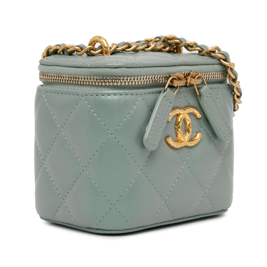 Pearl Street Bags Chanel Mini Iridescent Lambskin Vanity Case with Chain (SHG-2sIpMm)