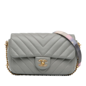 Pearl Street Bags Chanel Mini Rectangular Chevron Lambskin Chain Around Flap (SHG-nJr512)