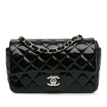 Pearl Street Bags Chanel Mini Rectangular Classic Patent Single Flap (SHG-foRix8)