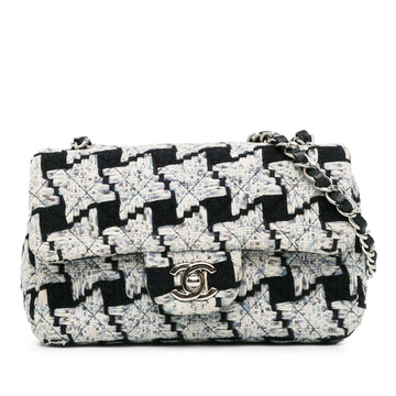 Pearl Street Bags Chanel Mini Rectangular Classic Tweed Flap (SHG-lXzrIX)