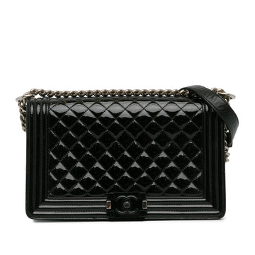 Pearl Street Bags Chanel New Medium Patent Boy Flap (SHG-qryhXJ)