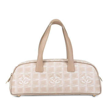 Pearl Street Bags Chanel New Travel Line Handbag (SHG-dh5N6J)