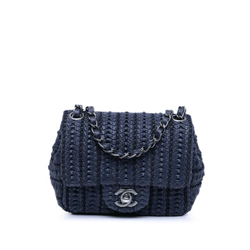 Chanel Paris Seoul Mini Crochet Lambskin Single Flap (SHG-Sk7tO1)