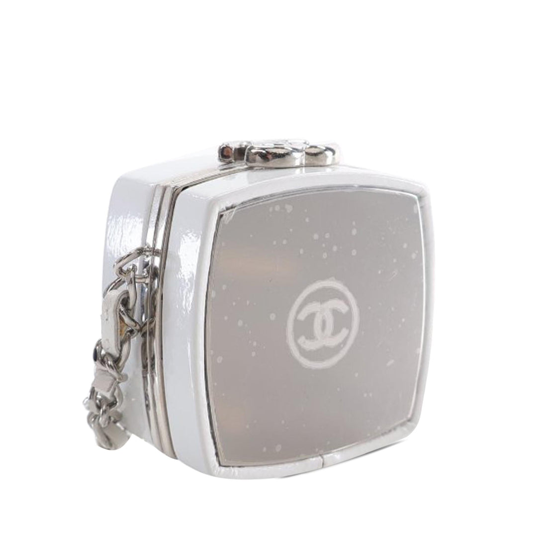 Pearl Street Bags Chanel Patent Goatskin Make-Up Box Clutch With Chain (SHG-3G4ymB)
