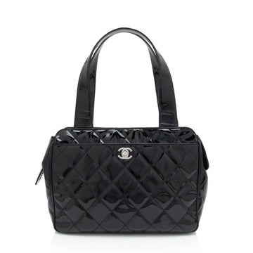 Chanel  Patent Leather CC Bowling Bag (SHF-S9yHE9)