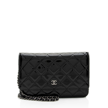 Pearl Street Bags Chanel Patent Leather Classic Wallet on Chain (SHF-8fowjN)