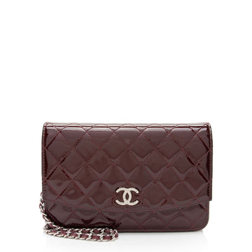 Pearl Street Bags Chanel Patent Leather Classic Wallet on Chain (SHF-toY5Wd)