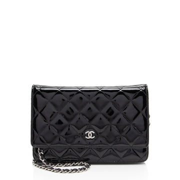 Pearl Street Bags Chanel Patent Leather Classic Wallet on Chain (SHF-sMkM9h)
