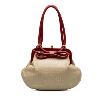 Pearl Street Bags Chanel Perforated Bow Frame Handbag (SHG-EWnif8)