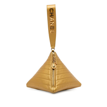 Pearl Street Bags Chanel Pyramid Leather Clutch (SHG-Neh7KN)