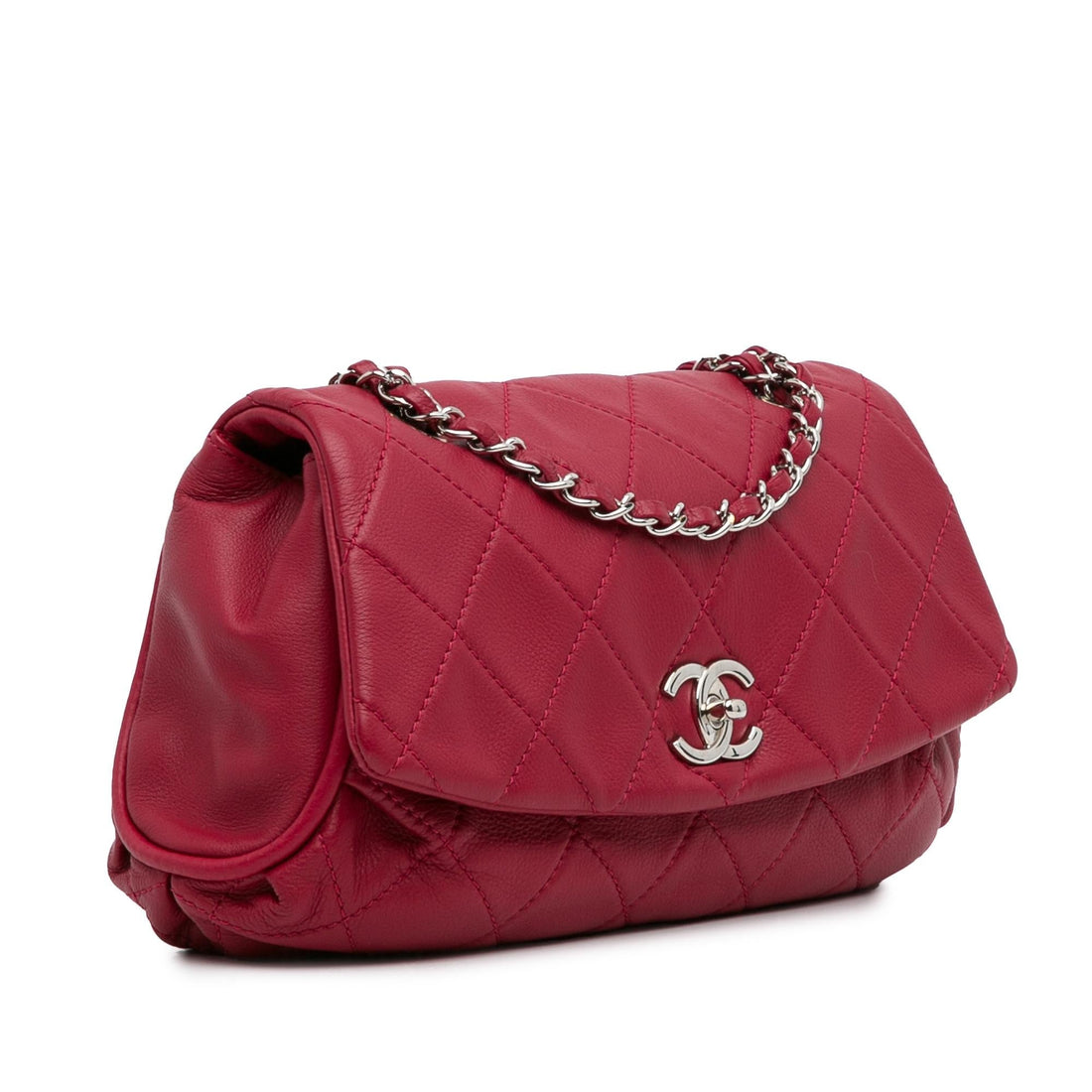 Chanel Quilted CalBNkin Curvy Flap (SHG-lSn9g7)