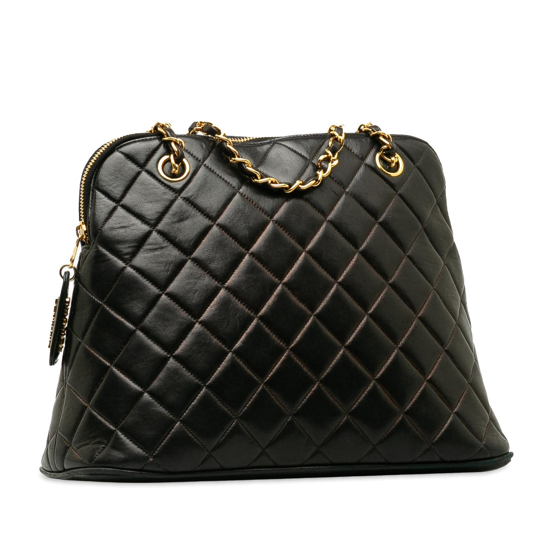 Pearl Street Bags Chanel Quilted Lambskin Dome Shoulder Bag (SHG-BDgoe5)