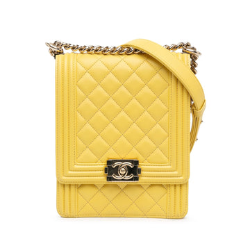 Chanel Quilted Lambskin North South Boy Flap (SHG-0ajsvk)