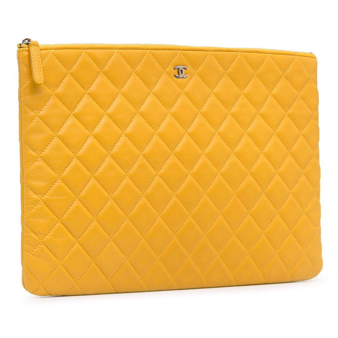 Pearl Street Bags Chanel Quilted Lambskin O Case Clutch (SHG-d1f50a)
