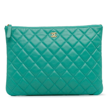 Pearl Street Bags Chanel Quilted Lambskin O-Case Clutch (SHG-2sVTGN)