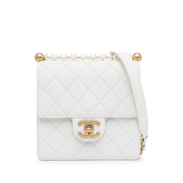 Pearl Street Bags Chanel Small Lambskin Chic Pearls Flap (SHG-aY4p5K)