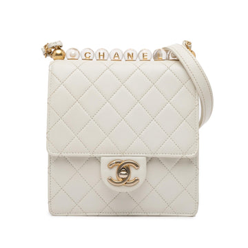 Pearl Street Bags Chanel Small Lambskin Chic Pearls Flap (SHG-NEndrv)