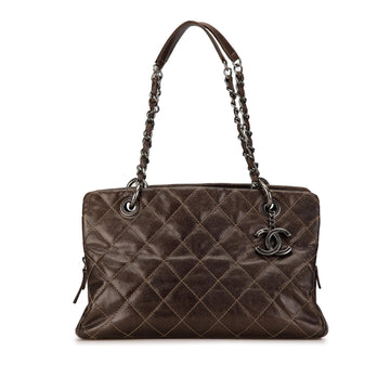 Top Quality Chanel Small Quilted Caviar Chic Tote (SHG-RUXzte)
