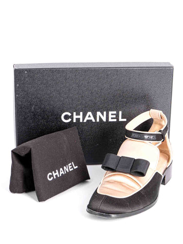 Chanel Spring Runway 2015 Cut-Out Bow Oxfords Shoes Black Beige