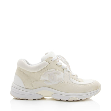 Pearl Street Bags Chanel Suede Calfskin CC Sneakers - Size 7.5 / 37.5 (SHF-nLOm4F)
