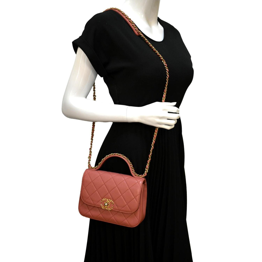 Pearl Street Bags Chanel Infinity Chain Quilted Leather Crossbody Bag Pink
