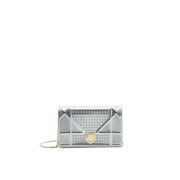 Top quality Dior Top quality DiorAMA WALLET ON CHAIN IN METALLIC SILVER