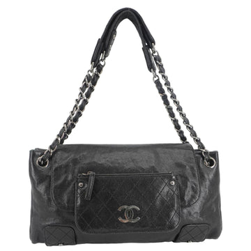 Pearl Street Bags Chanel Pocket in The City Caviar Leather Shoulder Bag Black