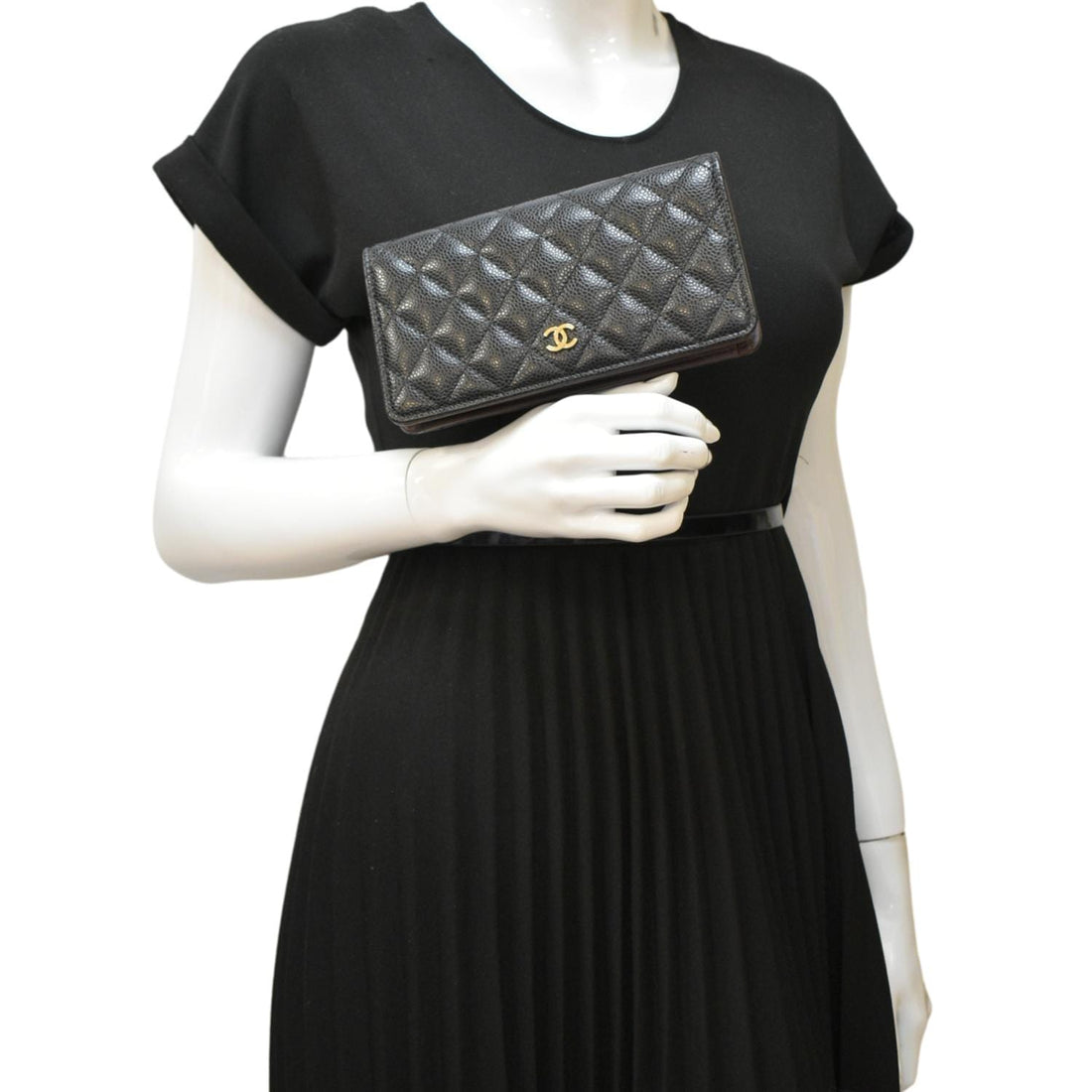 Pearl Street Bags Chanel Bifold Quilted Caviar Leather Long Wallet Black