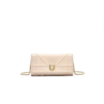 Top quality Dior Top quality Diorama Wallet on Chain patent leather beige