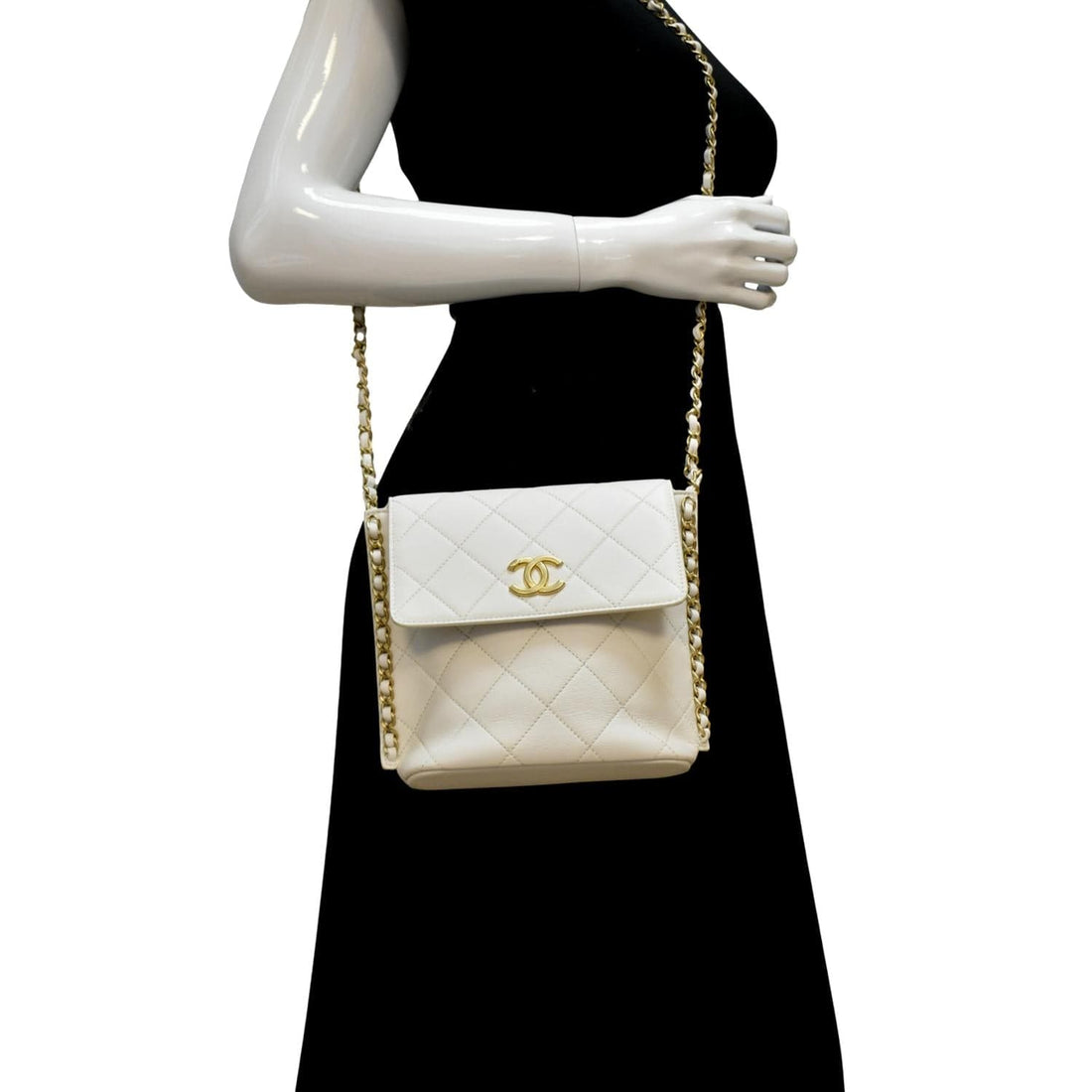 Pearl Street Bags Chanel Chain Flap Quilted Leather Hobo Shoulder Bag Ivory
