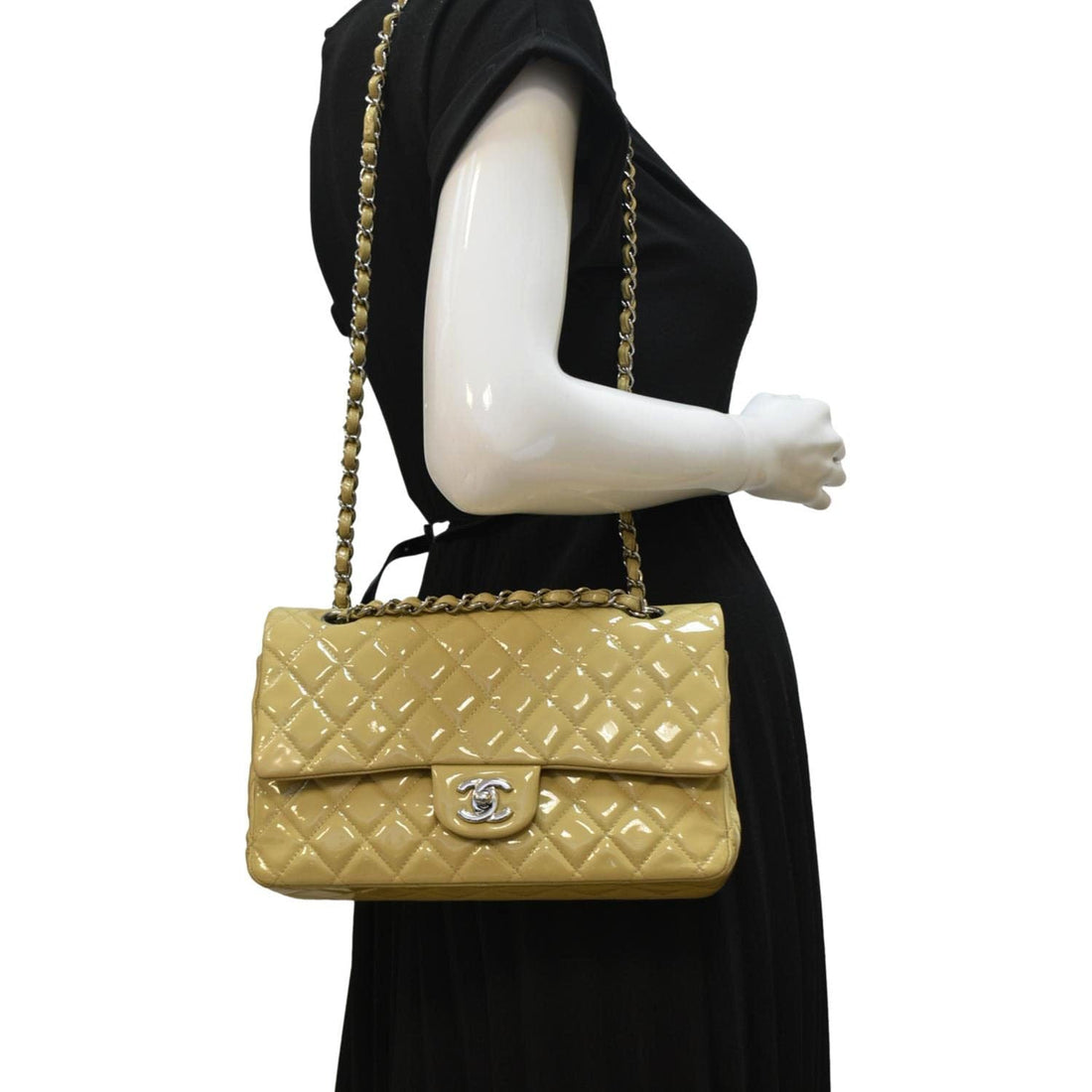 Pearl Street Bags Chanel Classic Jumbo Double Flap Quilted Leather Shoulder Bag Beige