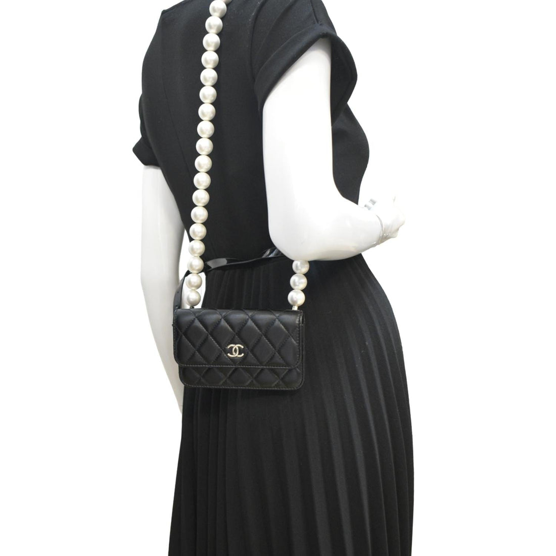 Pearl Street Bags Chanel Pearl Strap CC Mini Quilted Leather Wallet on Chain Shoulder Bag Black