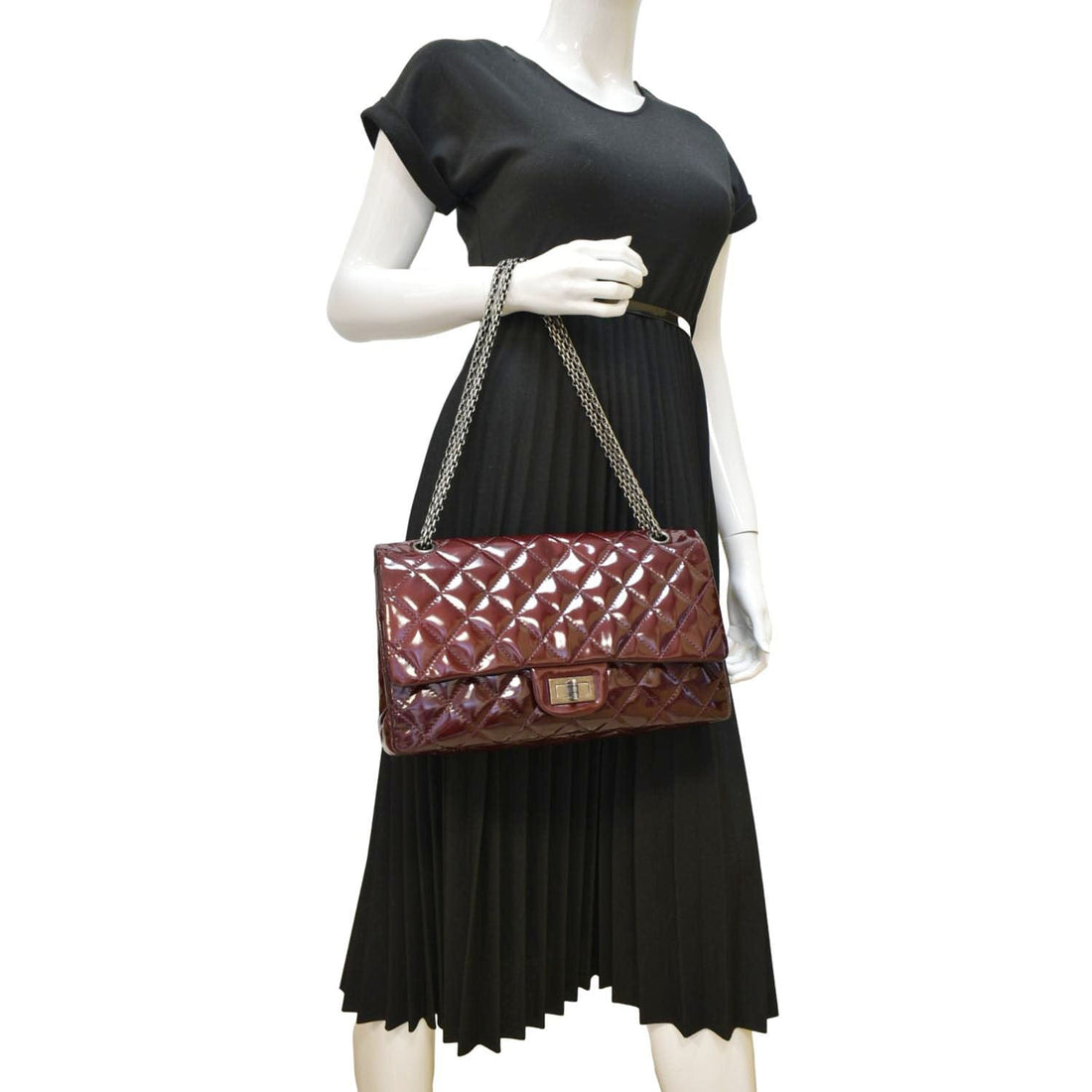 Pearl Street Bags Chanel 2.55 Reissue Double Flap Patent Leather Shoulder Bag Maroon