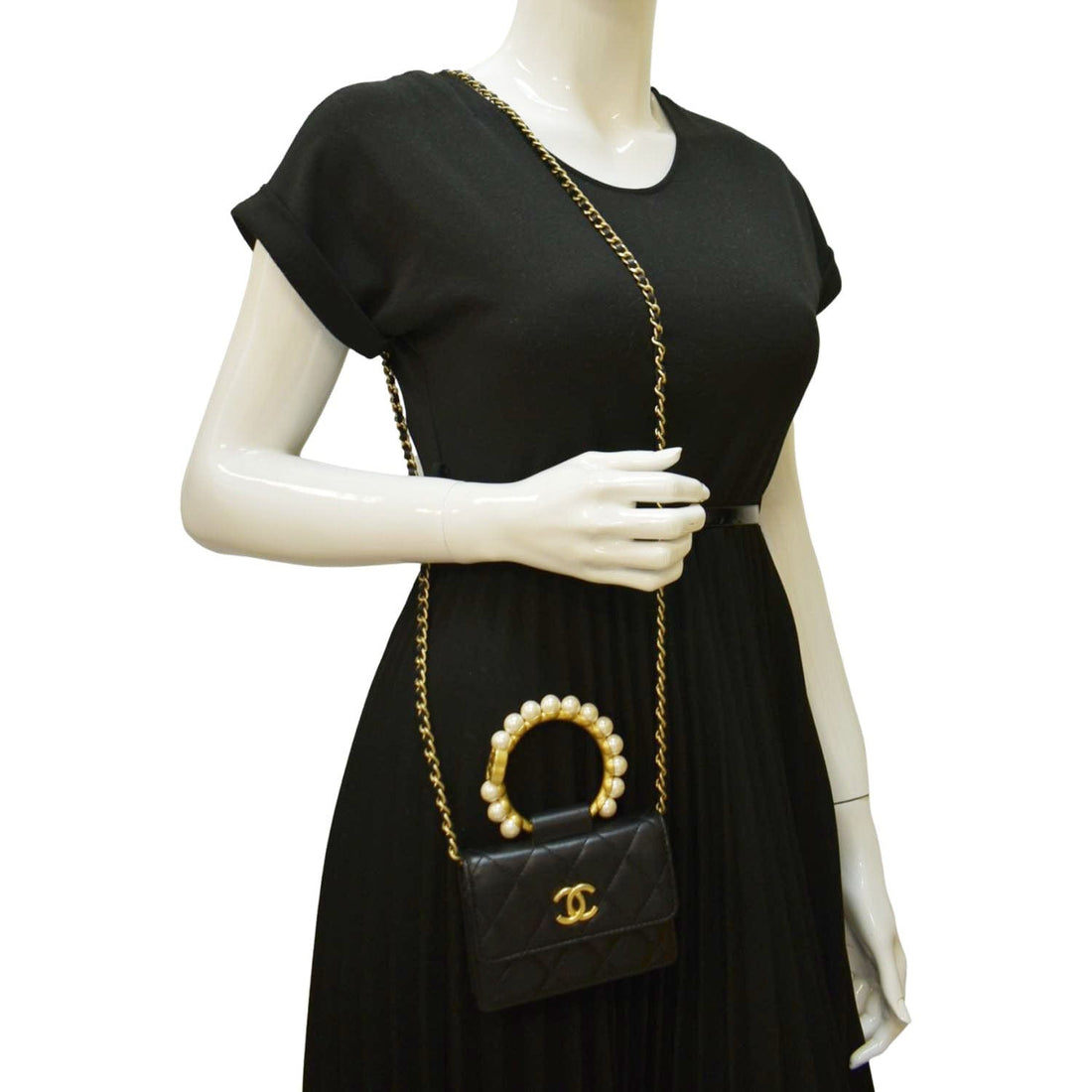 Pearl Street Bags Chanel Pearl Mini Quilted Leather Top Handle Shoulder Bag Black