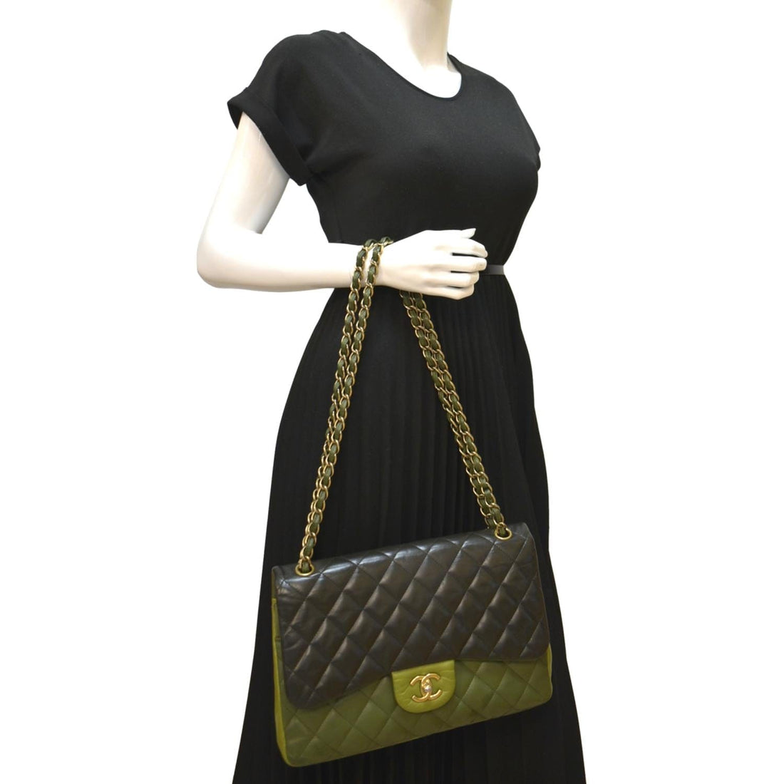 Pearl Street Bags Chanel Classic Jumbo Double Flap Quilted Leather Shoulder Bag Black