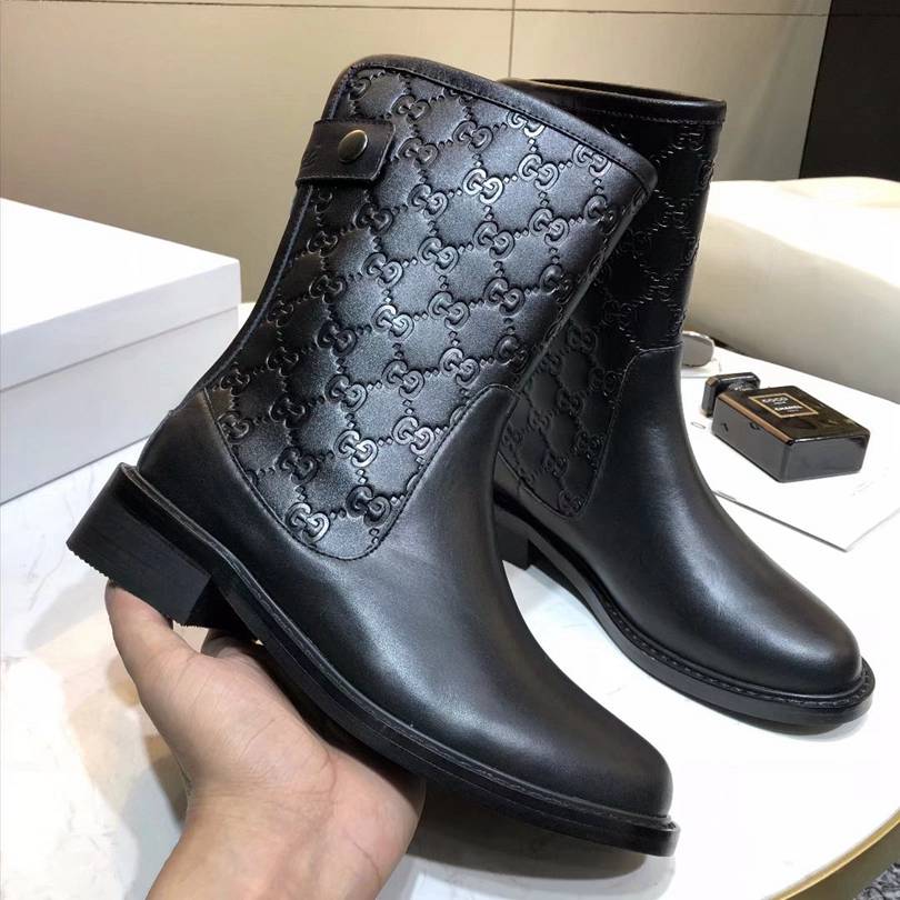 GG WOMEN'S GUCCISSIMA SHORT ZIP BOOTS BLACK