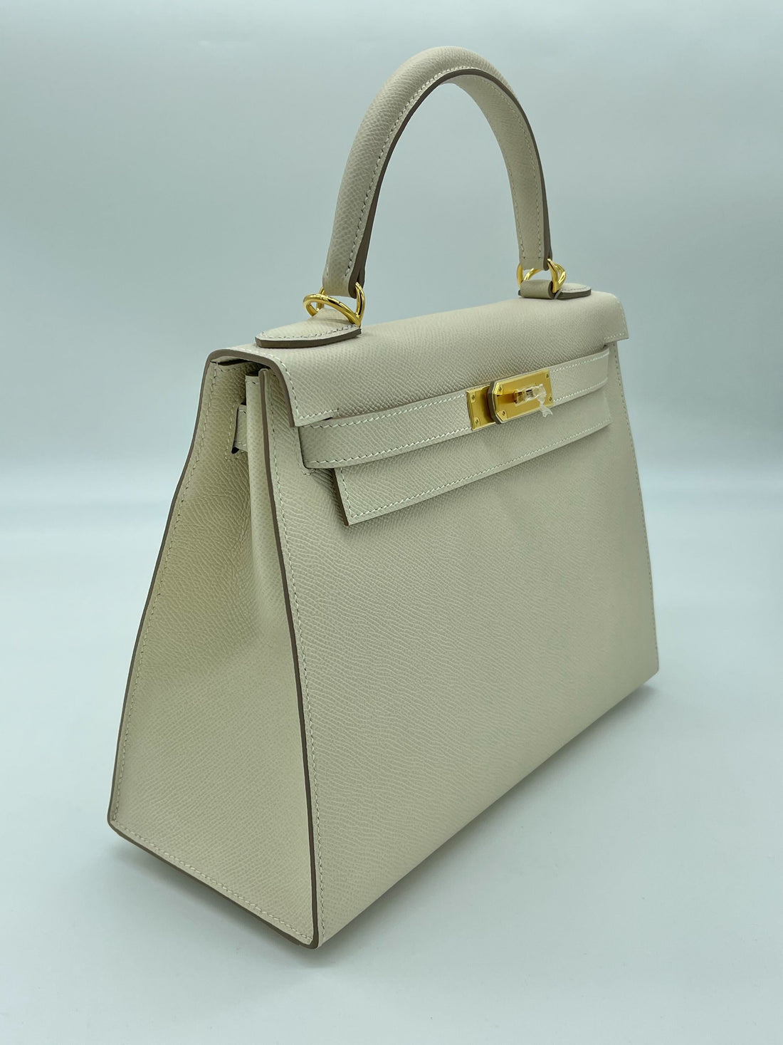 Hermes Kelly Sellier 28 Leather Craie Gold Hardware