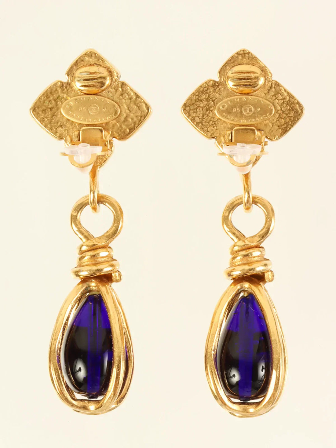 Top Quality Chanel 1995 Made Gripoix Clover Cc Mark Swing Earrings Gold/Multi