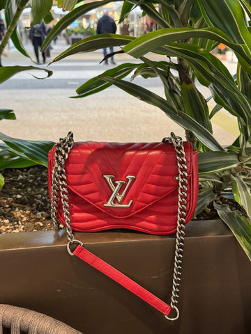 Louis Vuitton Red New wave Chain Crossbody bag TWS