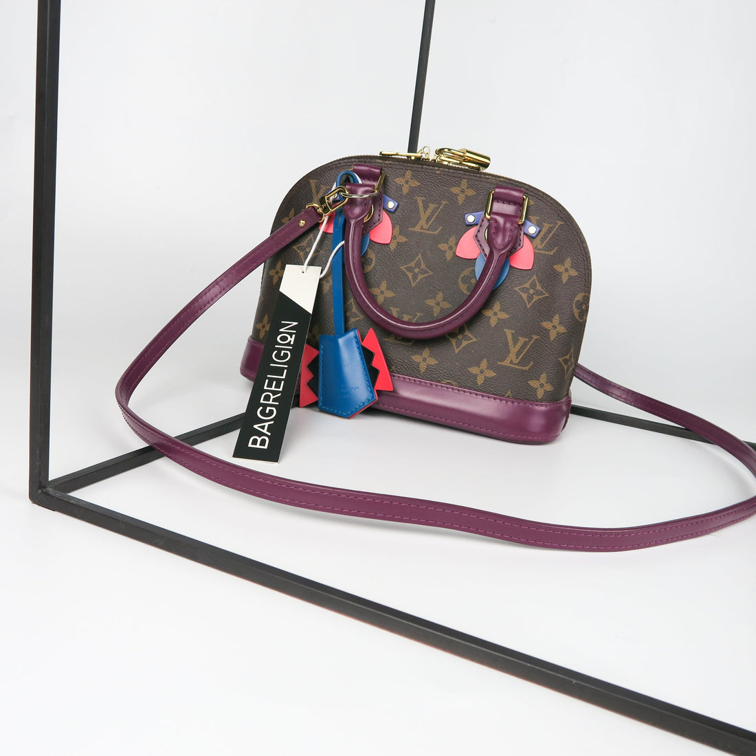 Louis-Vuitton Alma BB Totem style
