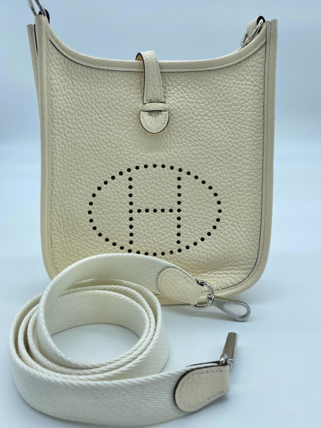 Hermes Evelyne 16 Amazone Taurillon Leather Bag