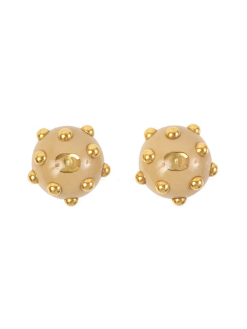 Top Quality Chanel 2000 Made Round Dotted Studs Cc Mark Earrings Beige