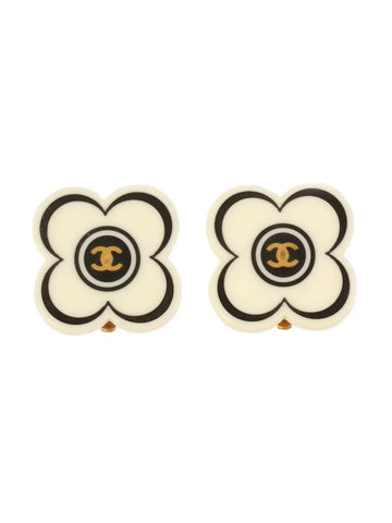 Top Quality Chanel 2002 Made Clover Cc Mark Earrings White/Gold