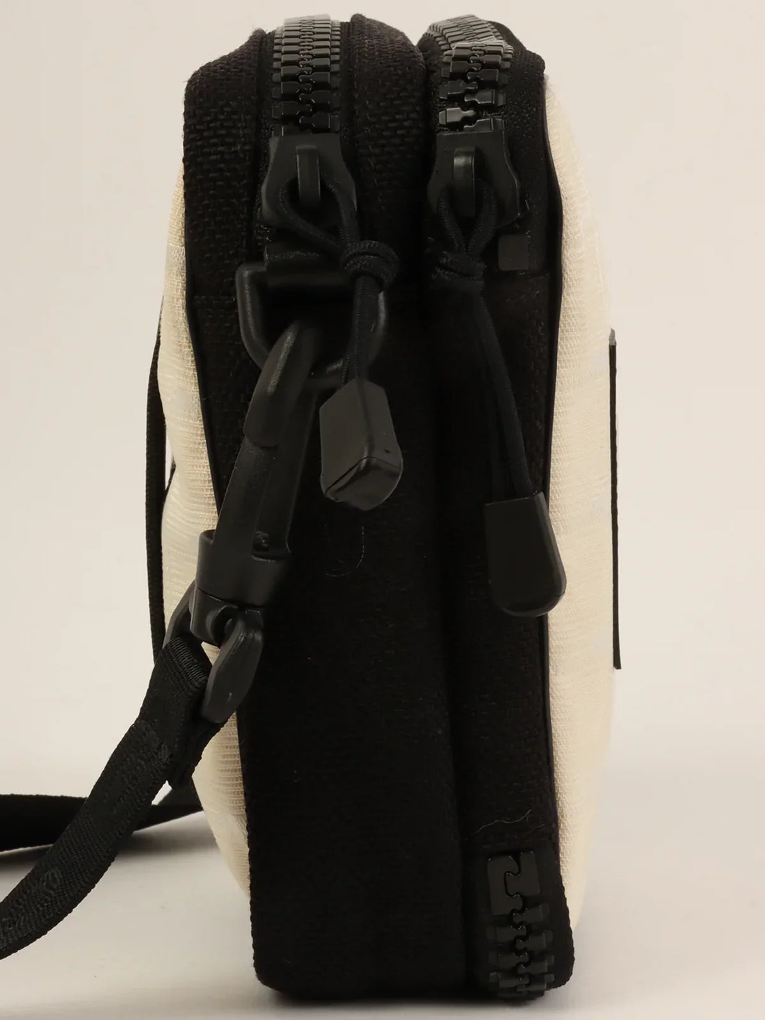 Top Quality Chanel Around 2003 Made Sport Line Cc Mark Shoulder Bag Black/White